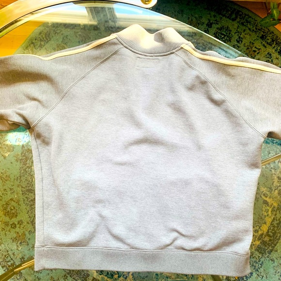 ✨Abercrombie & Fitch✨Gray “Muscle” Varsity Jacket W/Cream Striped Sleeves - Picture 2 of 7